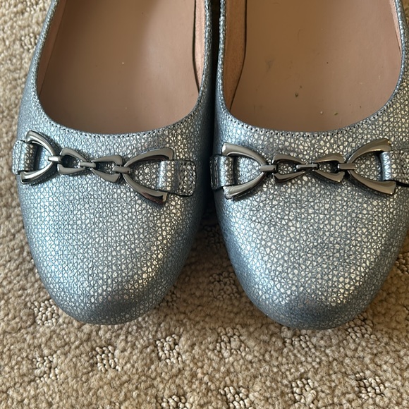 Naturalizer silver leather Maxwell bit ballet flat - Picture 2 of 6